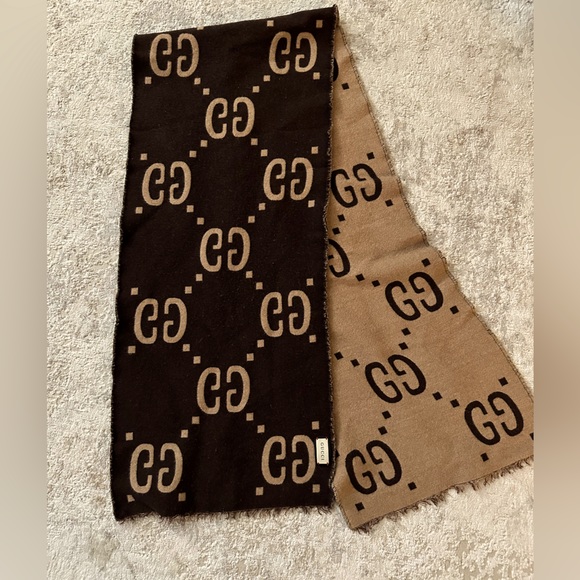 Gucci Jacquard Wool Silk Scarf Women/Men - Picture 1 of 2
